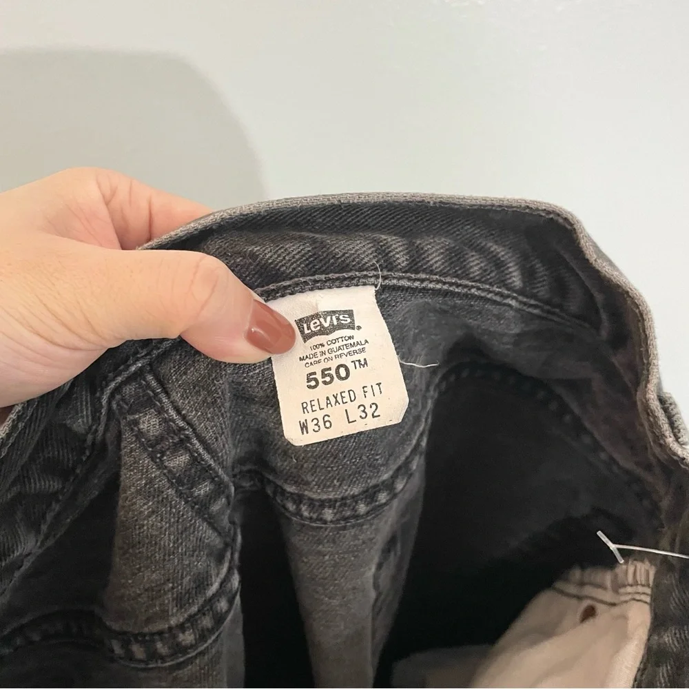 Vintage Men's Levi's 550 Black Relaxed Fit Zip Fly Jeans Work Cotton 90s 36 x 32